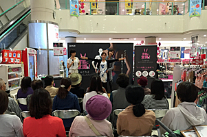 �C�x���g���i